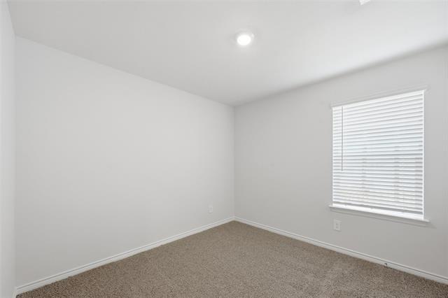 Building Photo - 1315 Hopes Lk Dr