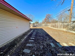 Building Photo - 4539 Eisenhauer Rd