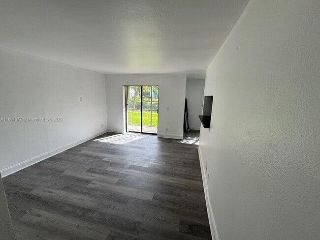 Building Photo - 3947 NW 87th Ave