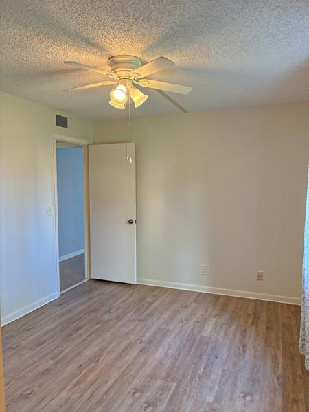 Building Photo - 339 Knotty Pine Cir