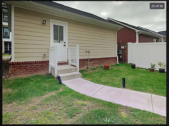 Building Photo - 2079 Oglethorpe Dr