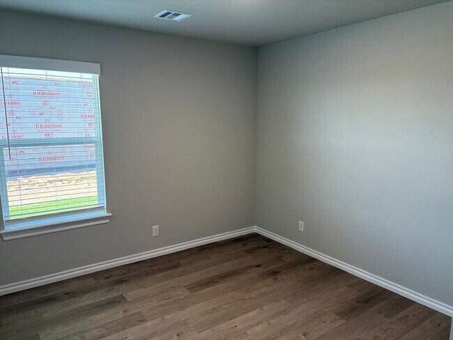 Building Photo - Brand New D.R. Horton Home in Bixby - 4 Be...