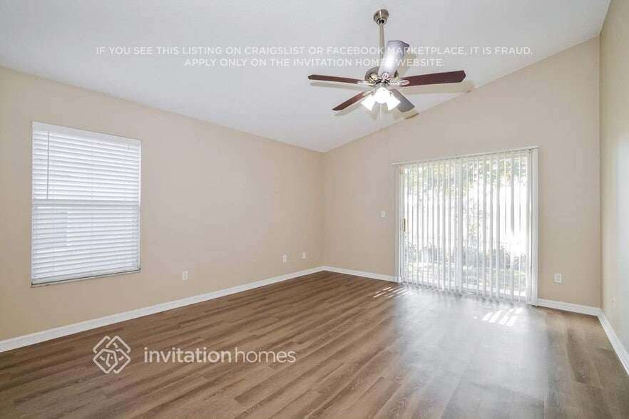 Building Photo - 459 Lancer Oak Dr