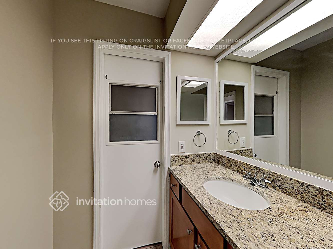 Building Photo - 102 Valley Cir