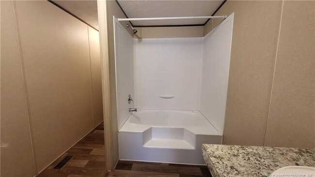 Building Photo - 385 Burns Rd