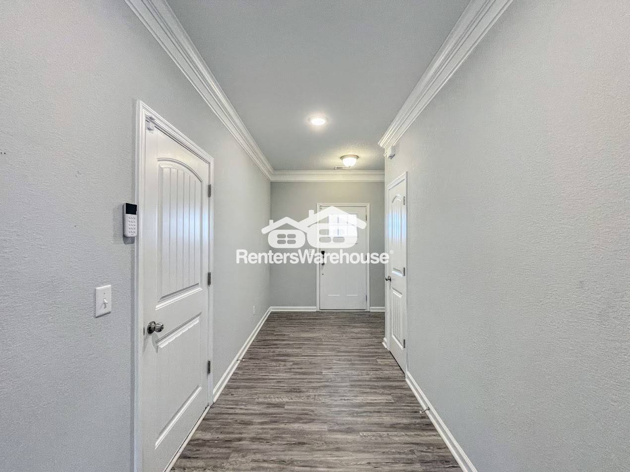 Building Photo - 609 W 29th St