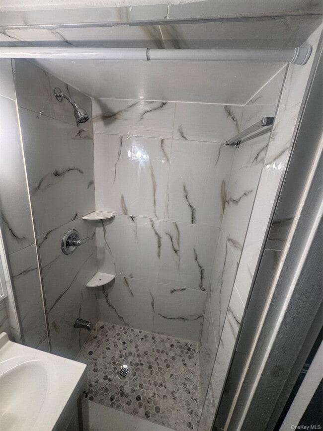 Building Photo - 3935 Monticello Ave