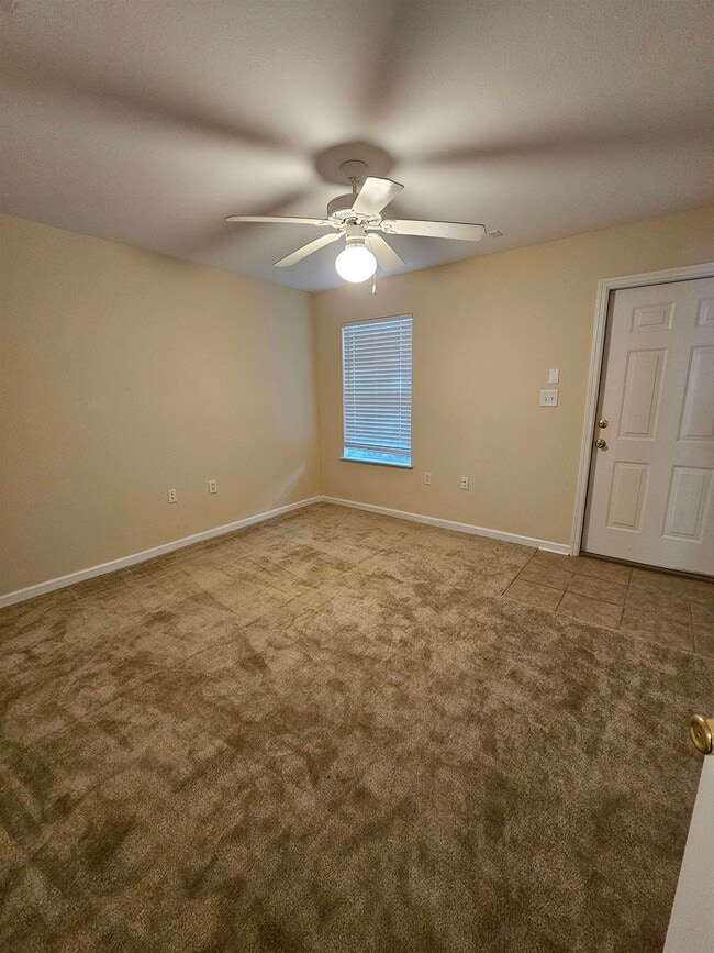 Building Photo - 2738 W Tharpe St