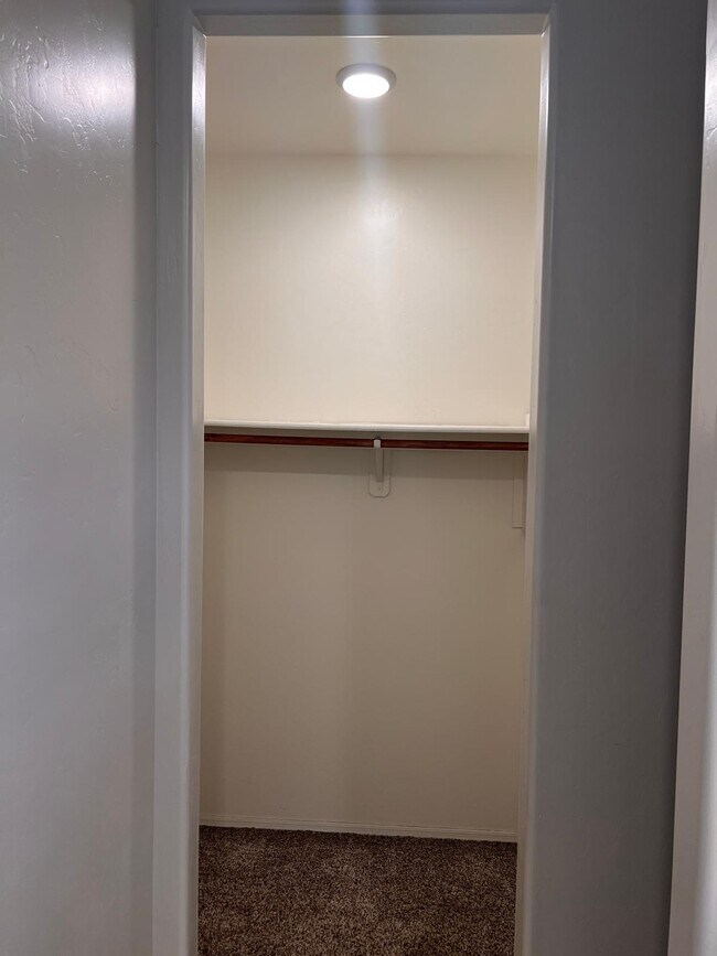 Building Photo - 6183 S Water Fountain Dr