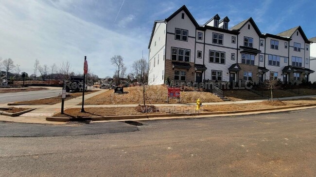 Building Photo - 2354 Donnelly Hls Ln