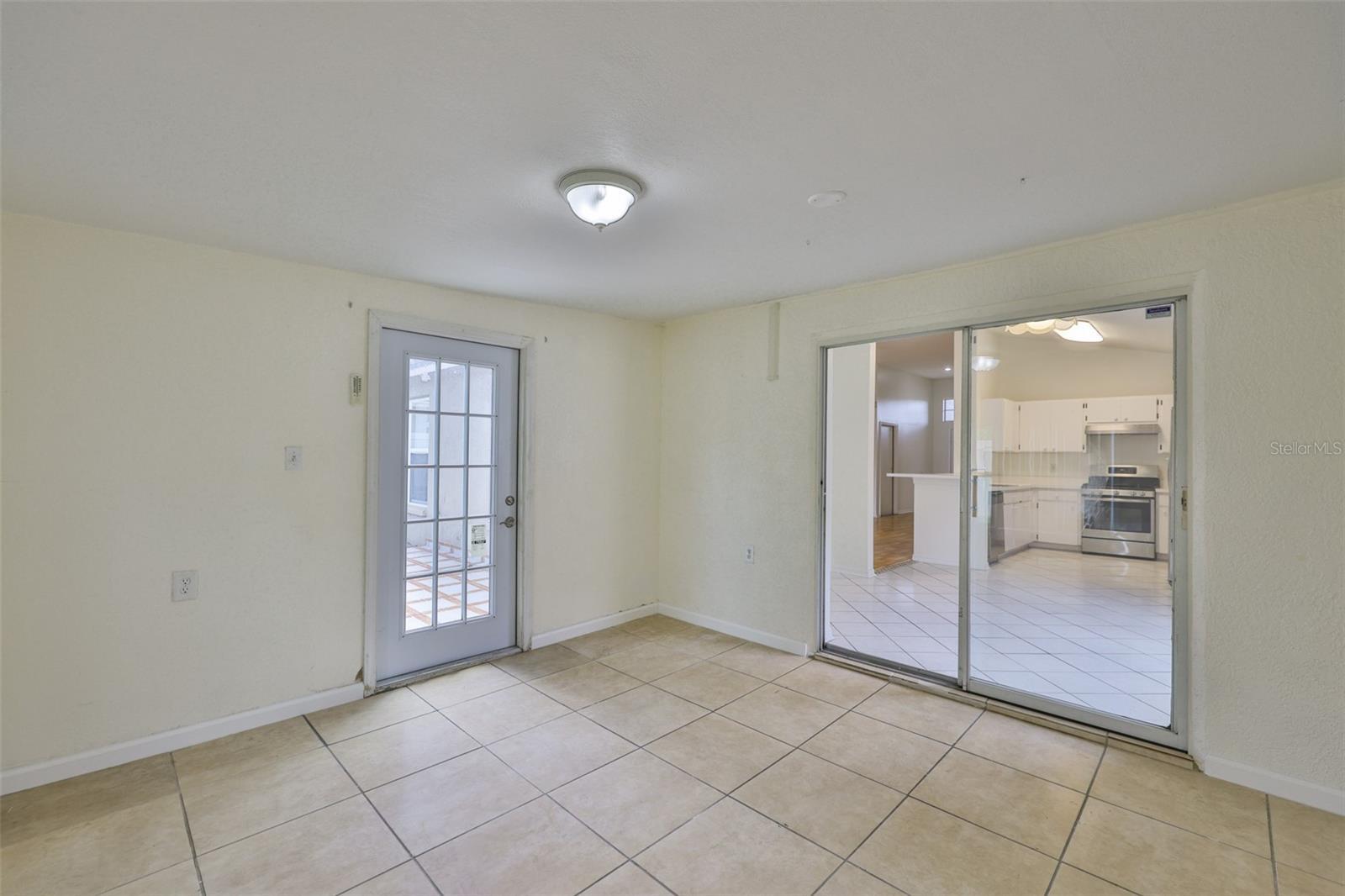 Building Photo - 1611 Bondurant Way