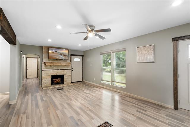 Building Photo - 2500 Fairway Dr