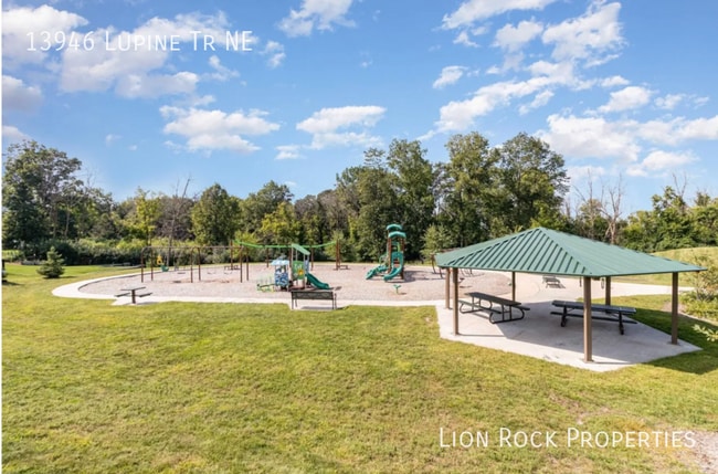 Building Photo - 13946 Lupine Trail NE