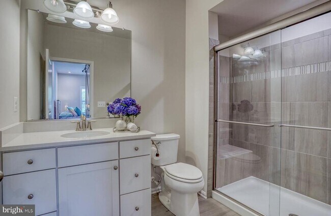 Building Photo - 33163 Oyster Cove Dr