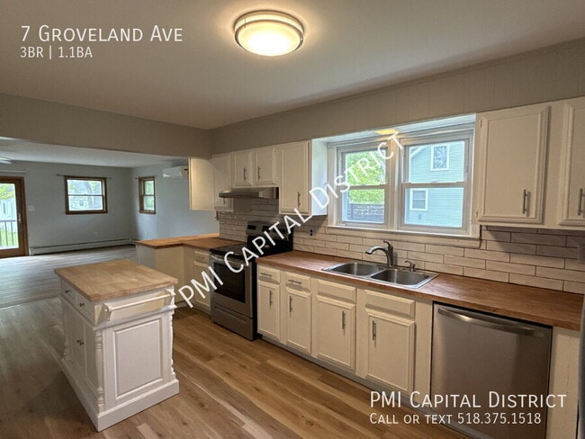 Building Photo - 7 Groveland Ave