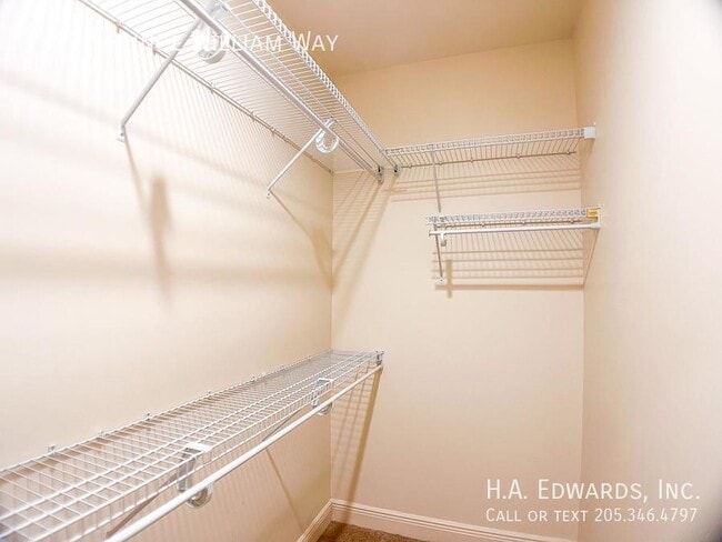 Building Photo - 13931 Prince William Way