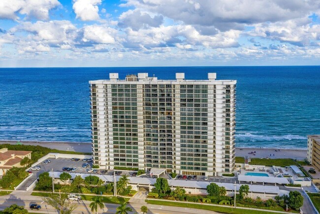 Building Photo - 250 S Ocean Blvd