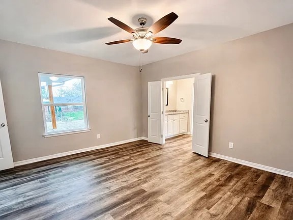 Building Photo - 2109 Bluebonnet Ave