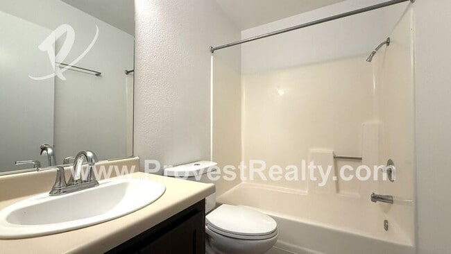Building Photo - 15515 Rancherias Rd