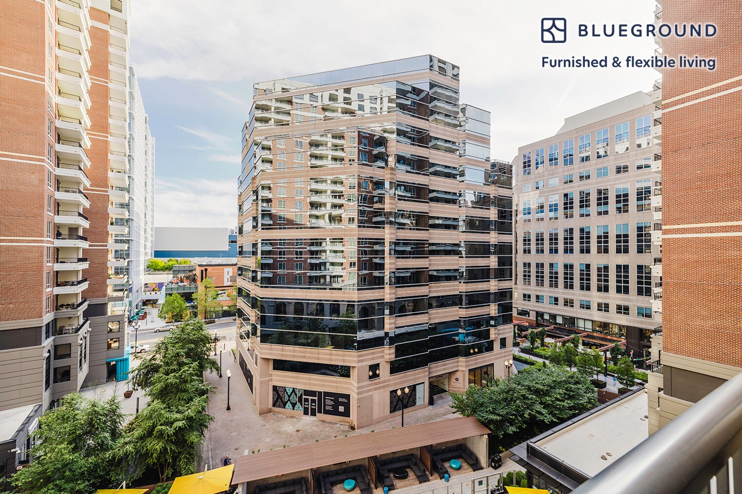 Building Photo - 850 N Randolph St