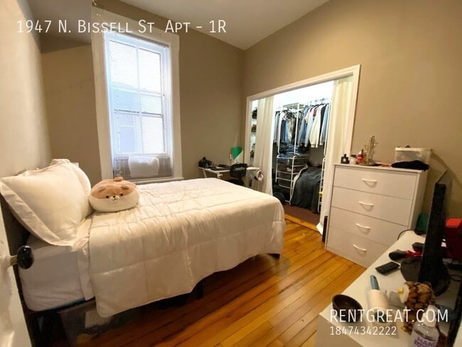 Building Photo - 1947 N Bissell St