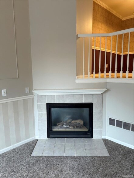 Building Photo - 29285 Glen Oaks Blvd E