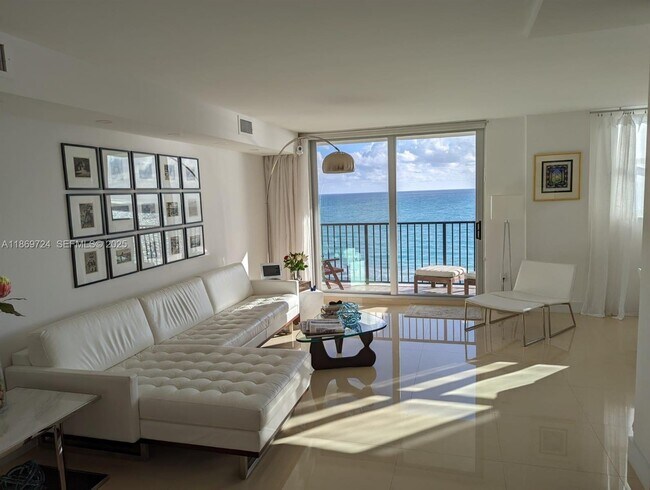 Building Photo - 9273 Collins Ave