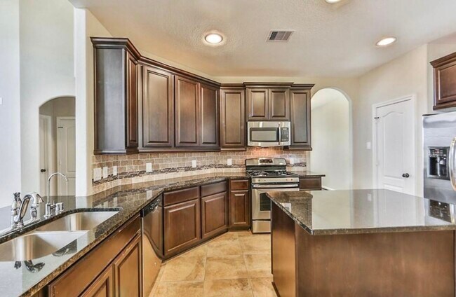 Building Photo - 28807 Mayes Bluff Dr