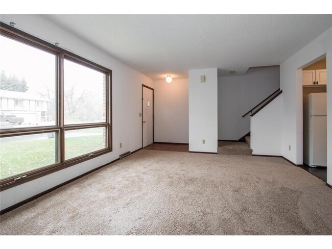 Building Photo - 15303 Trillium Cir