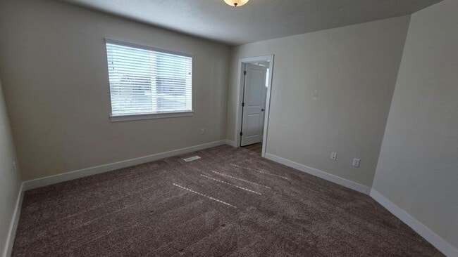 Building Photo - 1108 W 600 S