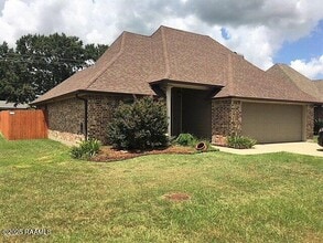 Building Photo - 106 Bentgrass Dr