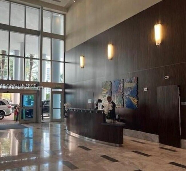 Building Photo - 185 SW 7th St