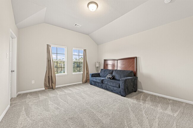 Building Photo - 17685 Martin Crk Ln