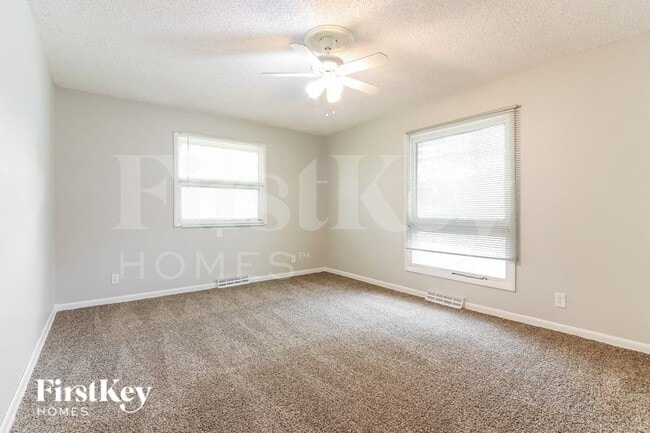 Building Photo - 7120 Eastern Ave