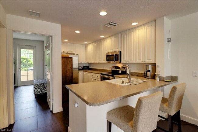 Building Photo - Furnished 3-Bedroom Single Family Home with Pool and Community Amenities – Short-Term Rental.