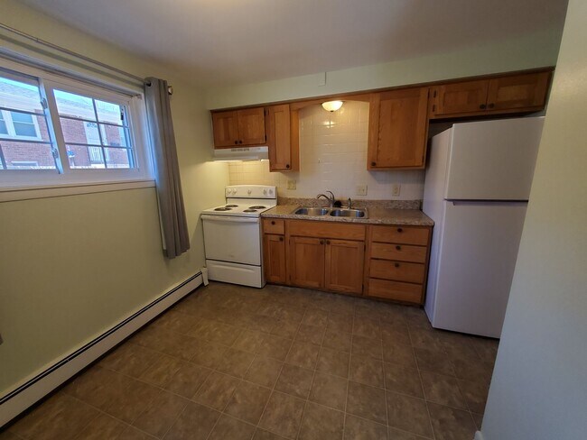 Building Photo - 526 30th Ave