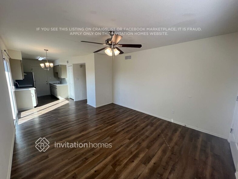 Building Photo - 535 S Udall