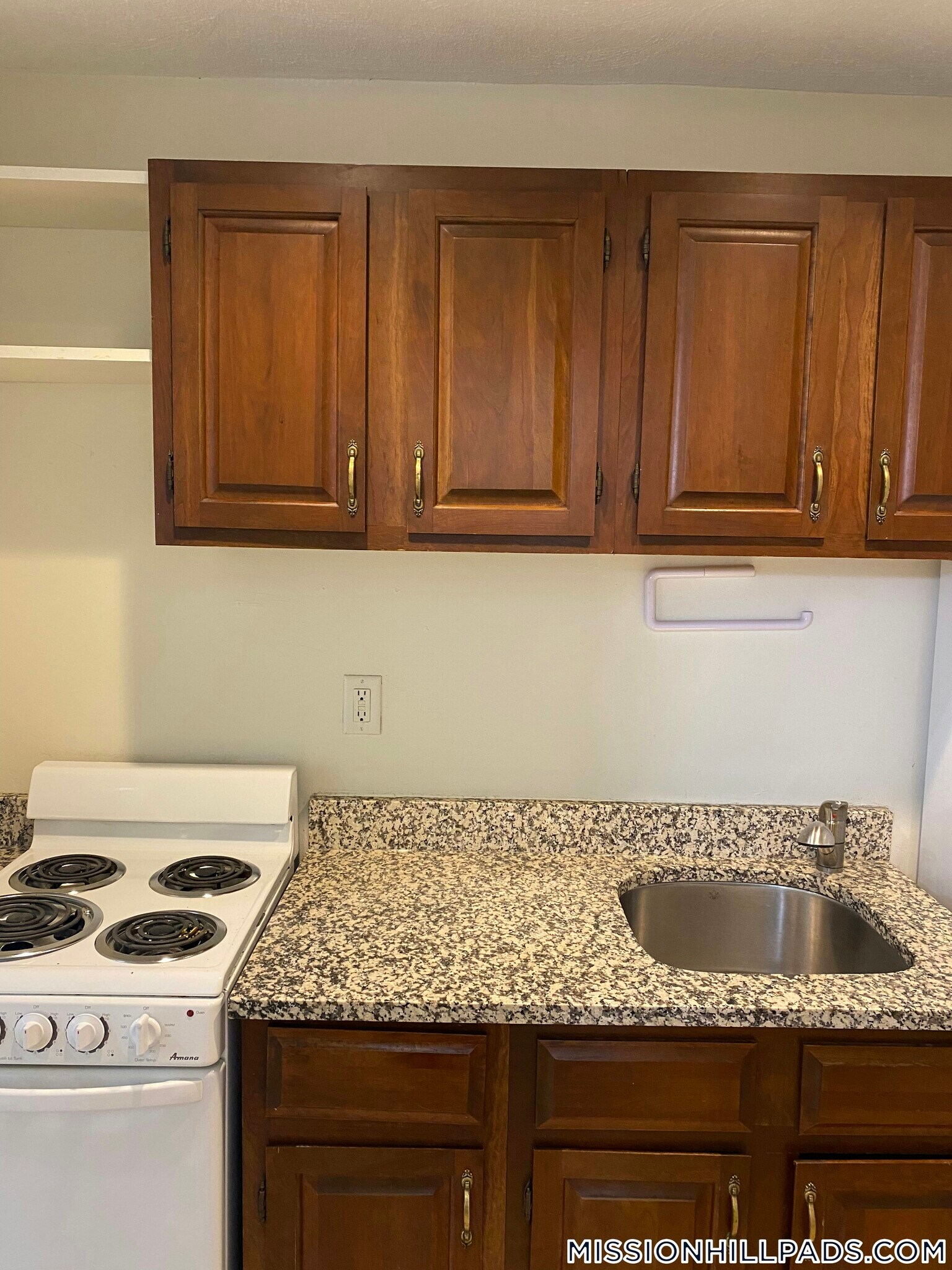 Building Photo - 14 Wait St