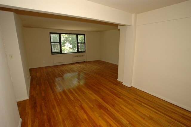 Interior - Russell Place