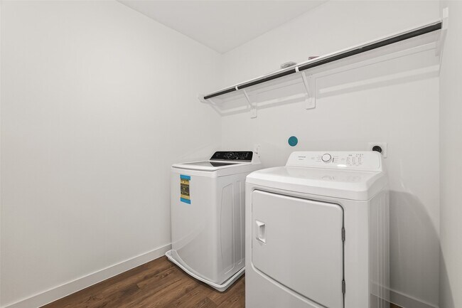 Building Photo - 3523 Adelie Ln