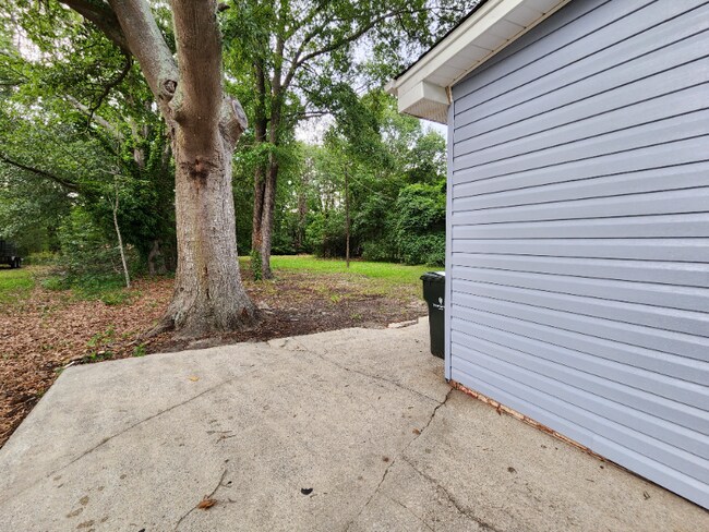Building Photo - 115 Havendale Dr