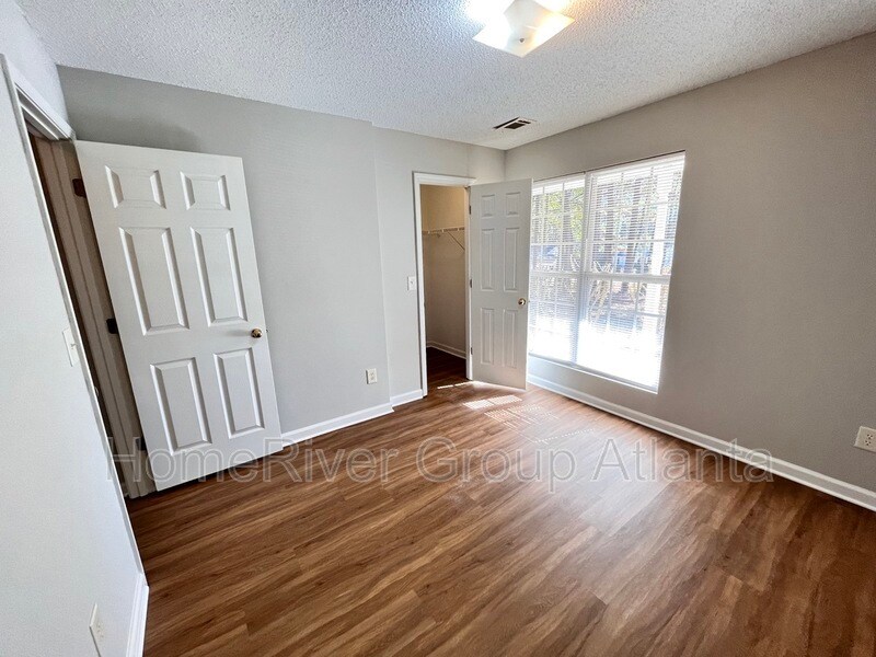 Building Photo - 1524 Mill Creek Rd