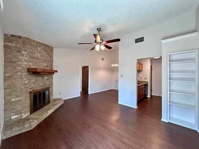 Building Photo - 12232 Tyson Cove