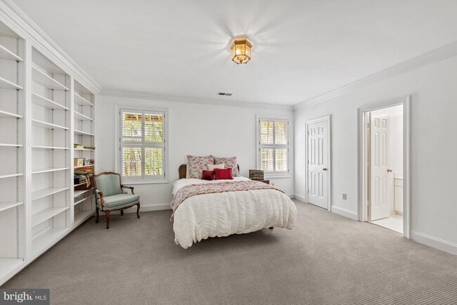 Building Photo - 9735 Beman Woods Way