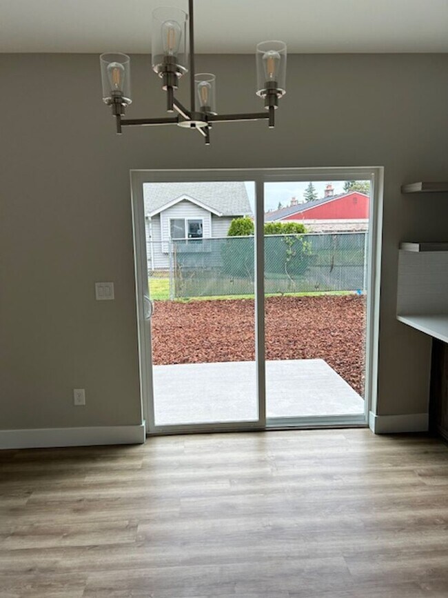 Building Photo - Modern Multi-Gen Living- Brand New