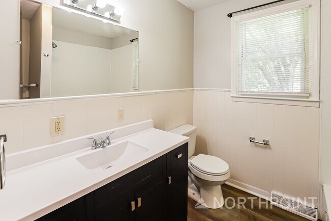Building Photo - 3 BR/1BA | Newly Renovated Single Family Home | 1-Car Covered Parking | Gated backyard