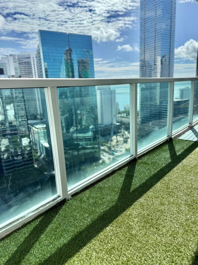 Building Photo - 1250 S Miami Ave