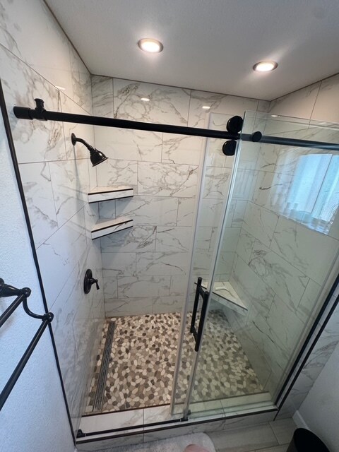 Building Photo - 1921 Park Terrace Bay