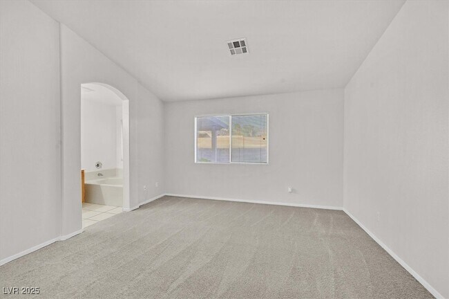 Building Photo - 7504 Evening Falls Dr