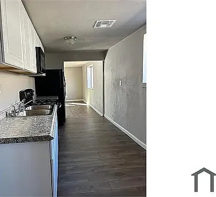 Building Photo - 212 W Blacklidge Dr